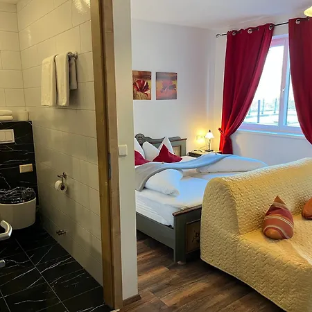 Marillenhof Bed and Breakfast Melk