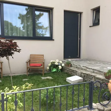 Marillenhof Bed and Breakfast